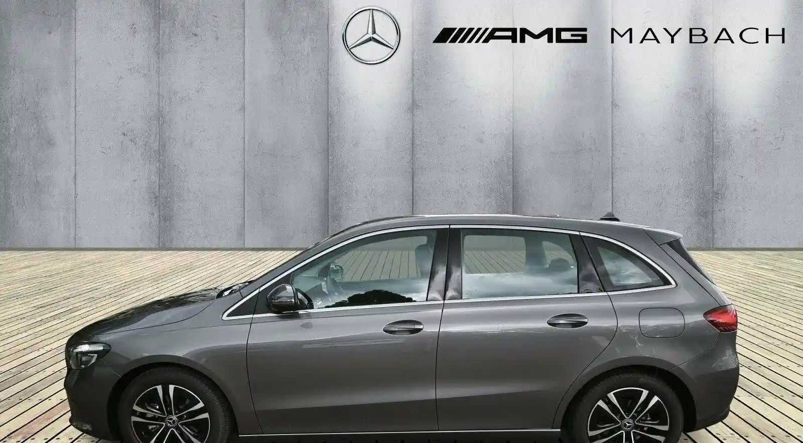 Mercedes-Benz B 180