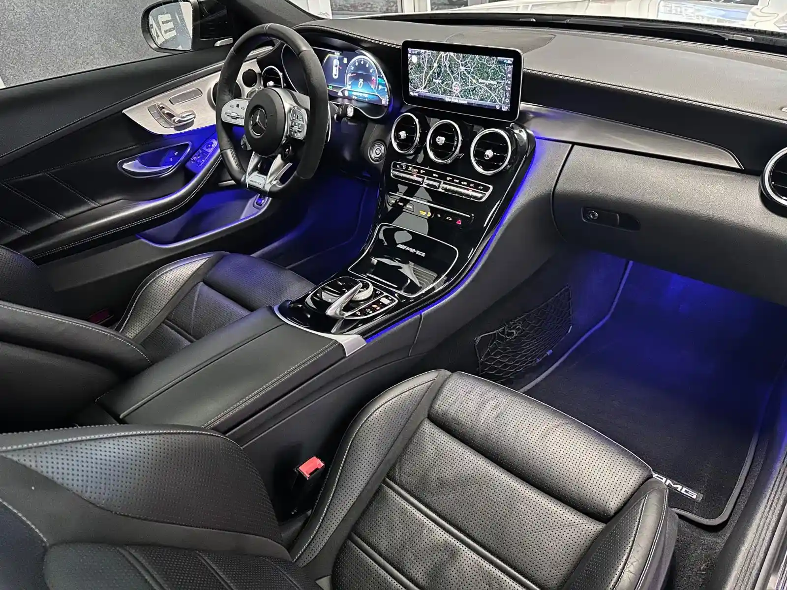 Mercedes-Benz C 63 AMG