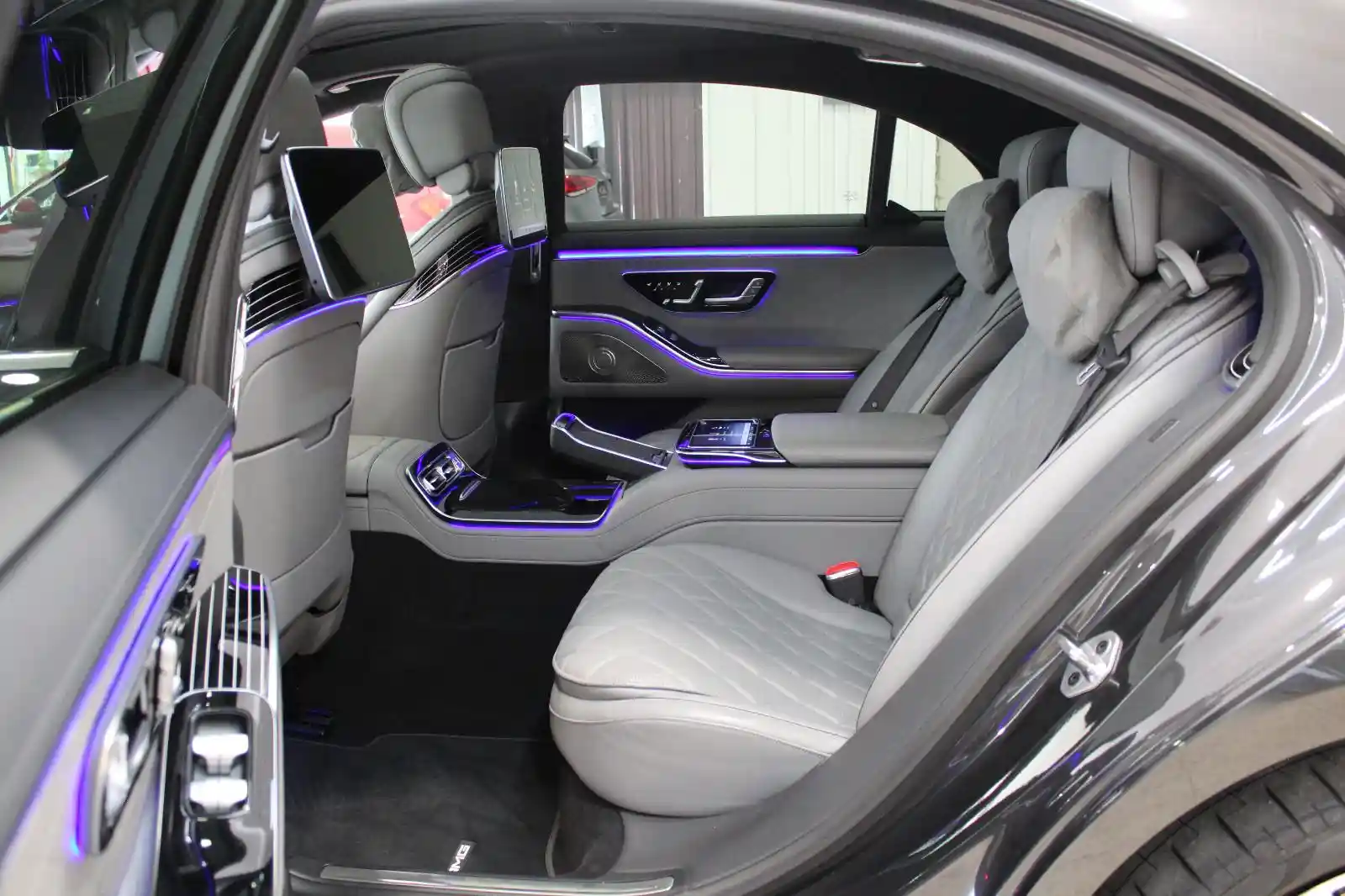 Mercedes-Benz S 400