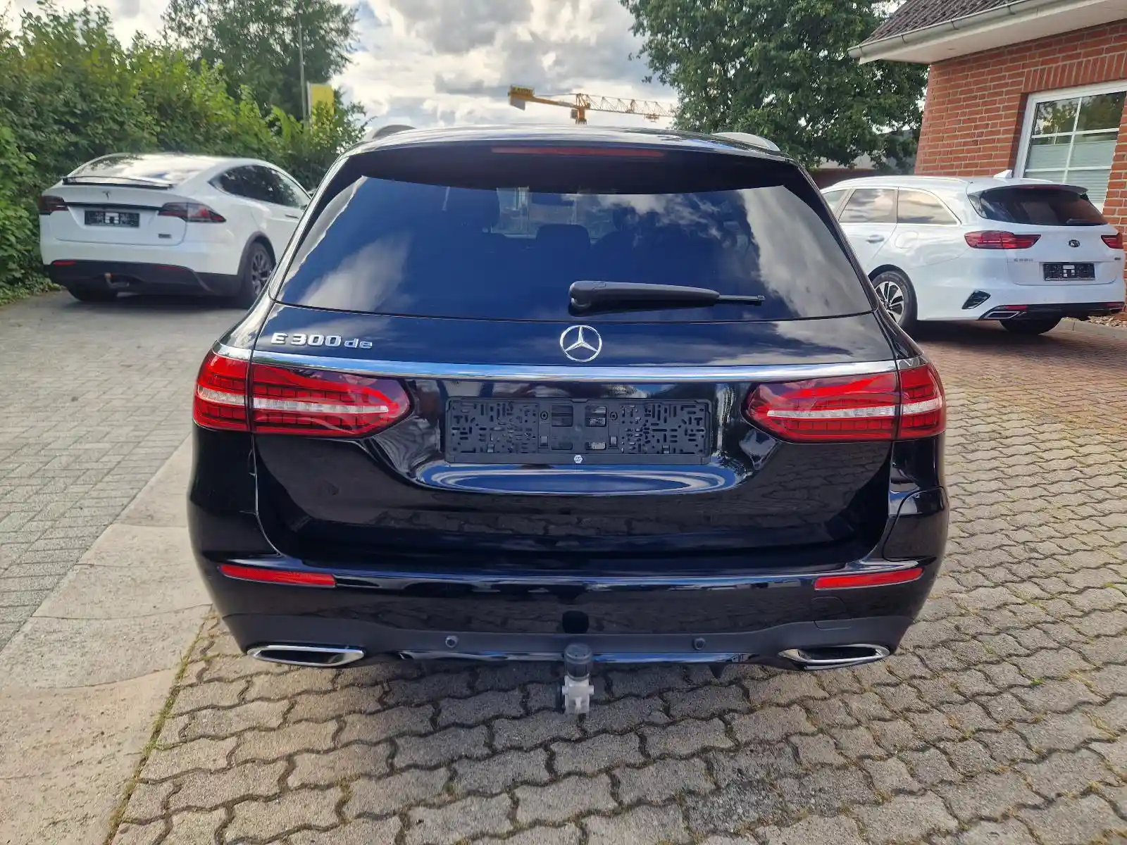 Mercedes-Benz E 300