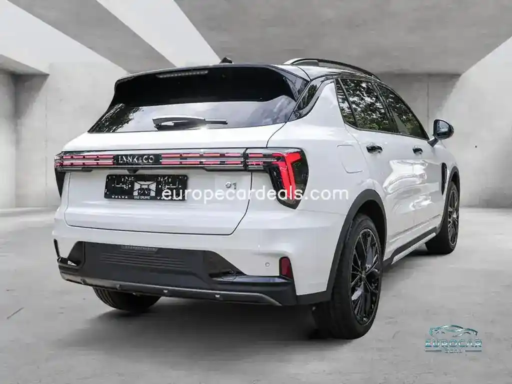 Lynk&Co 01