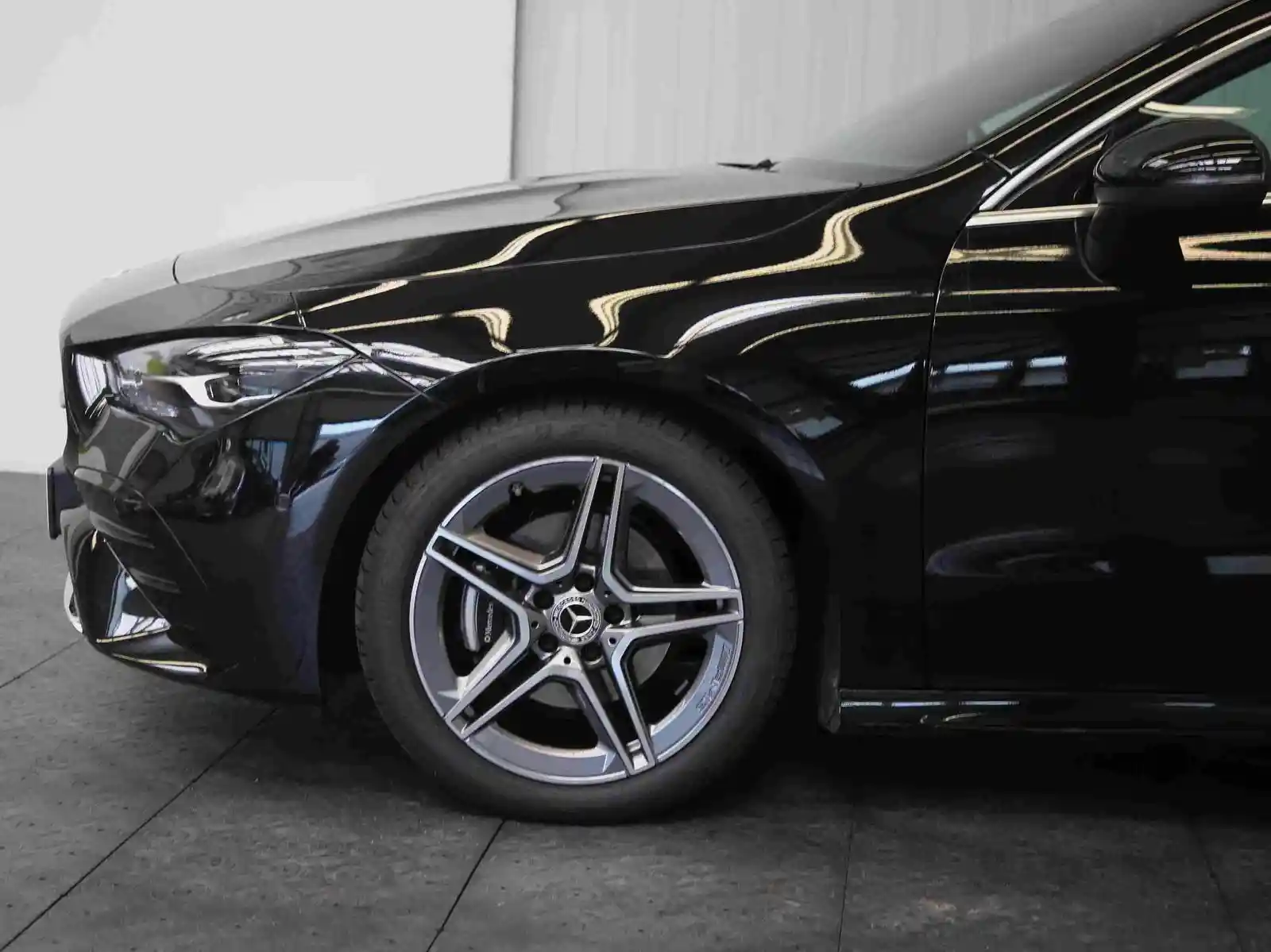 Mercedes-Benz CLA 180 Shooting Brake