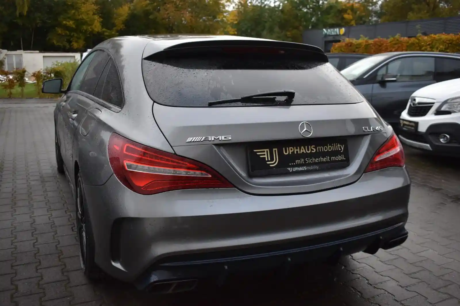 Mercedes-Benz CLA 45 AMG Shooting Brake