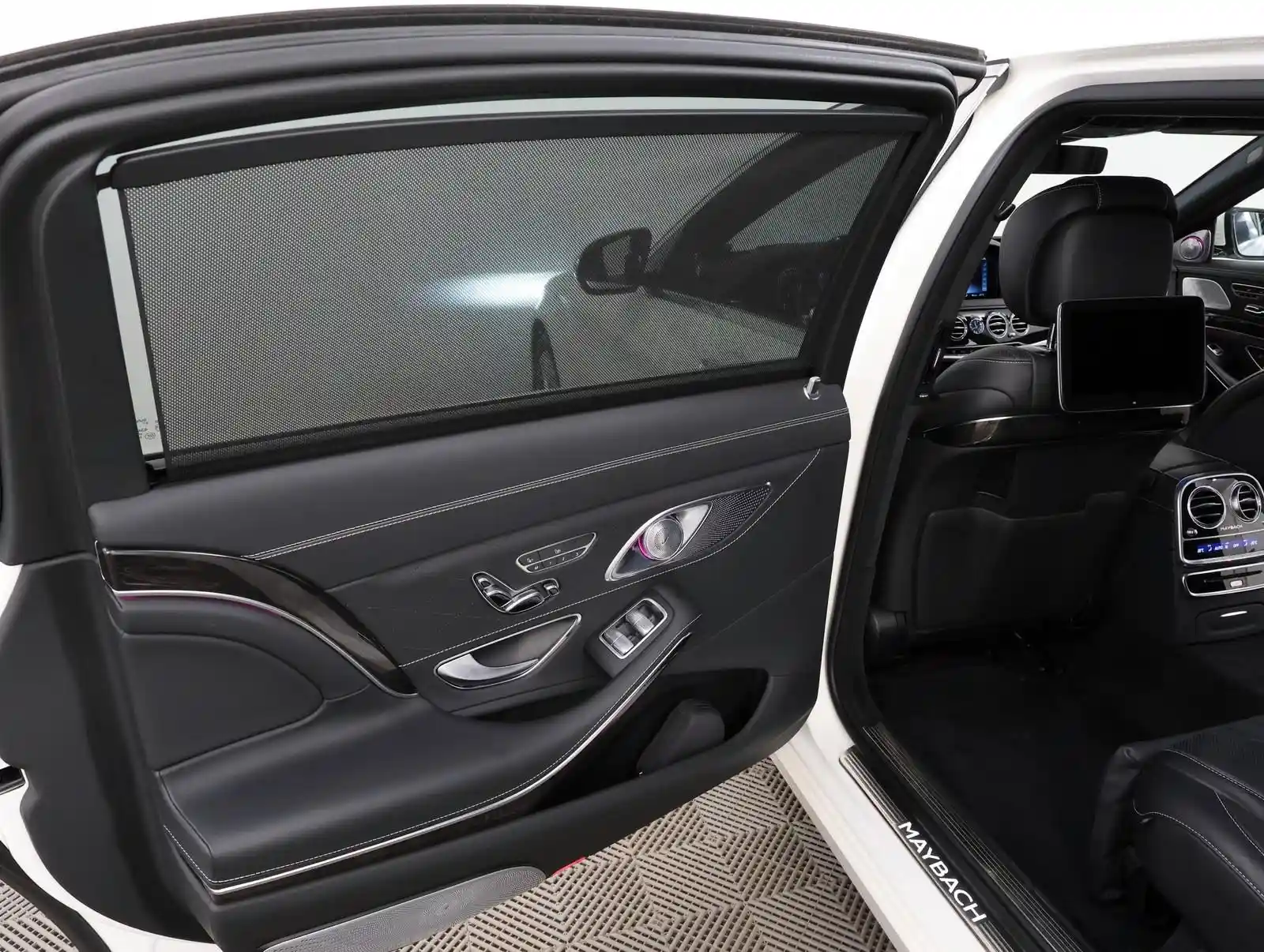 Mercedes-Benz S 560