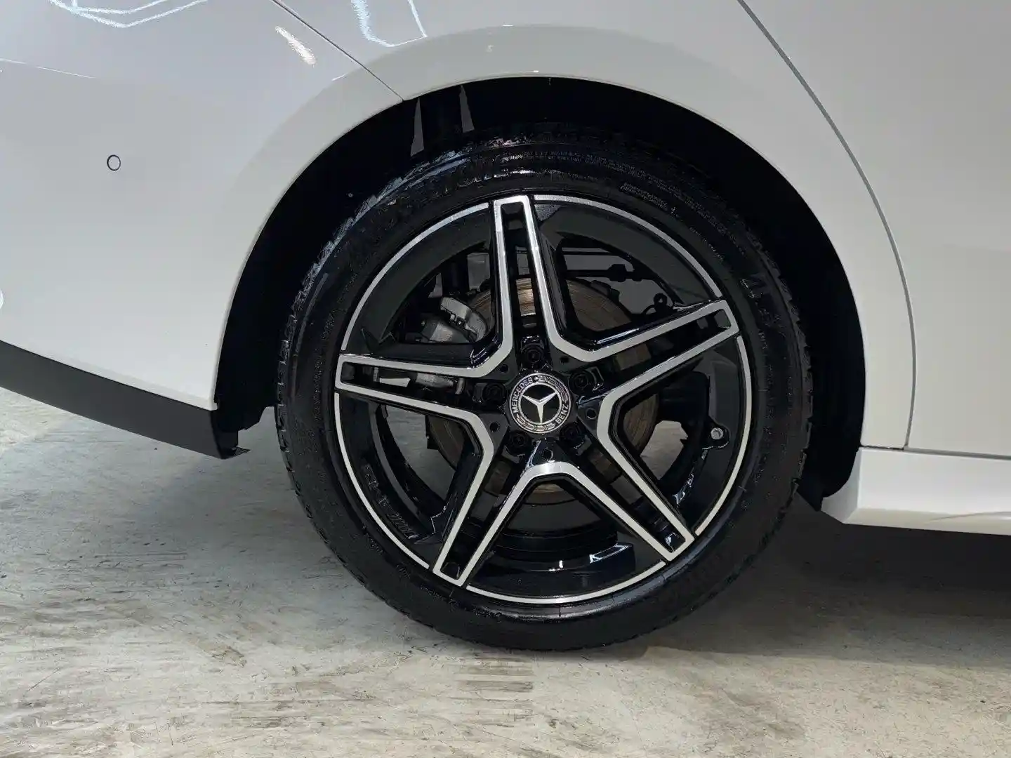 Mercedes-Benz CLA 220