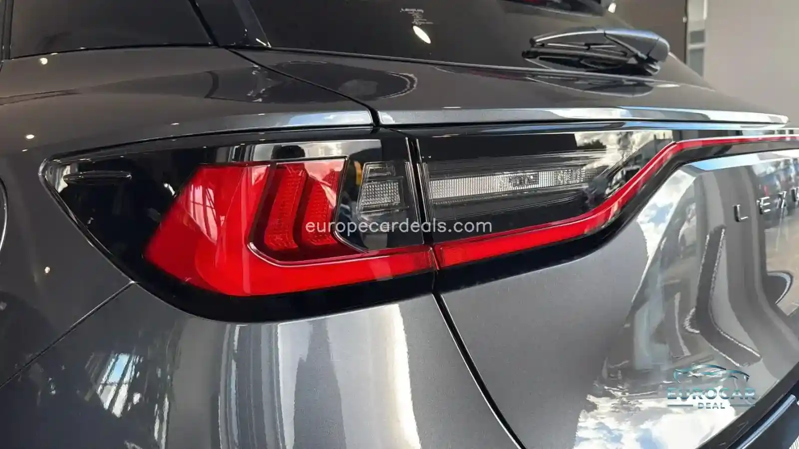 Lexus LBX