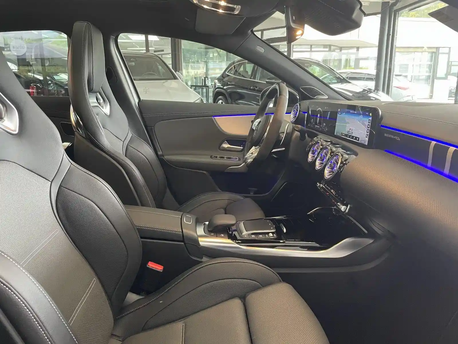 Mercedes-Benz A 45 AMG