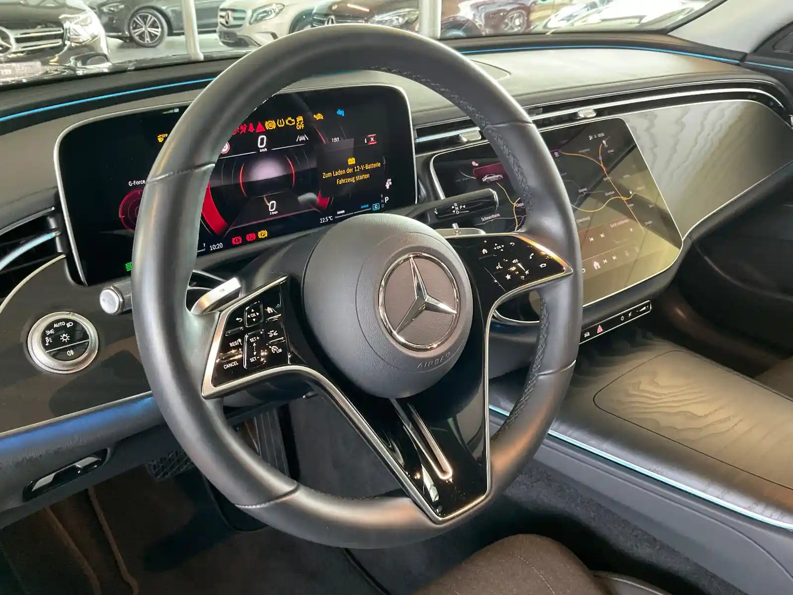 Mercedes-Benz E 220
