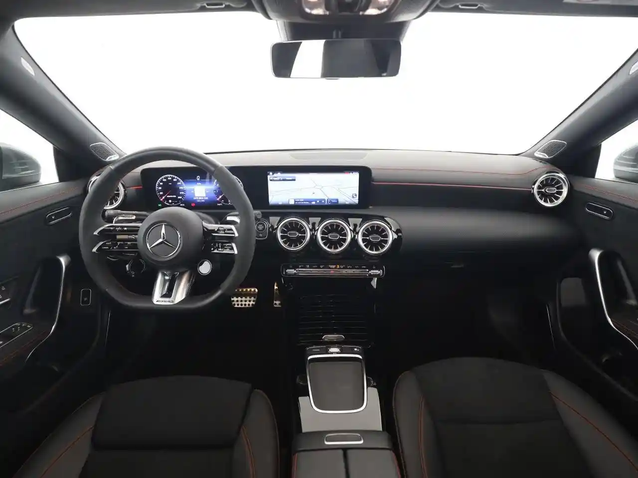 Mercedes-Benz CLA 45 AMG Shooting Brake
