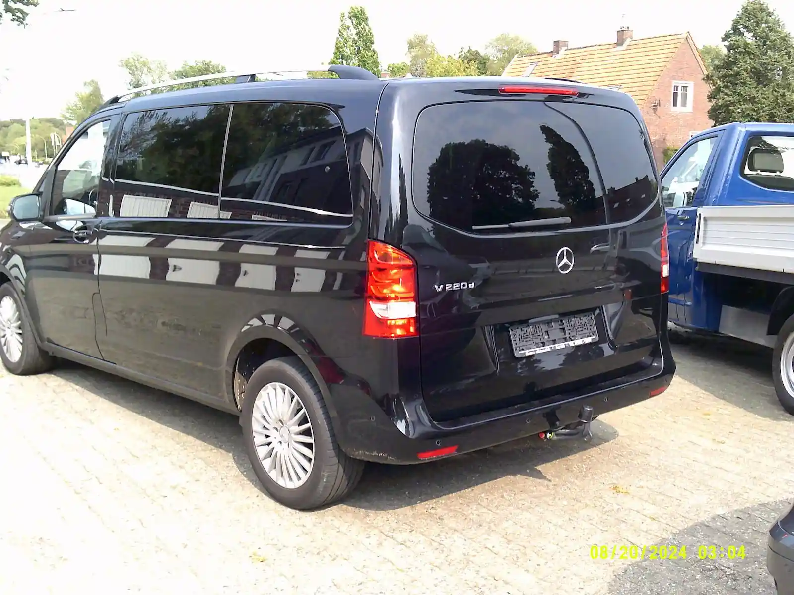 Mercedes-Benz V 220
