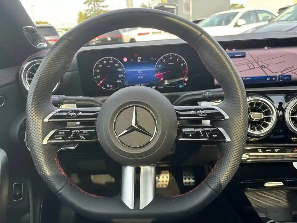 Mercedes-Benz CLA 250