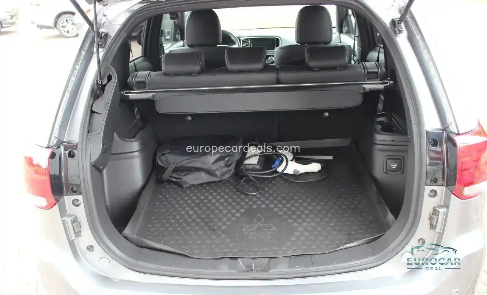 Mitsubishi Plug-in Hybrid Outlander