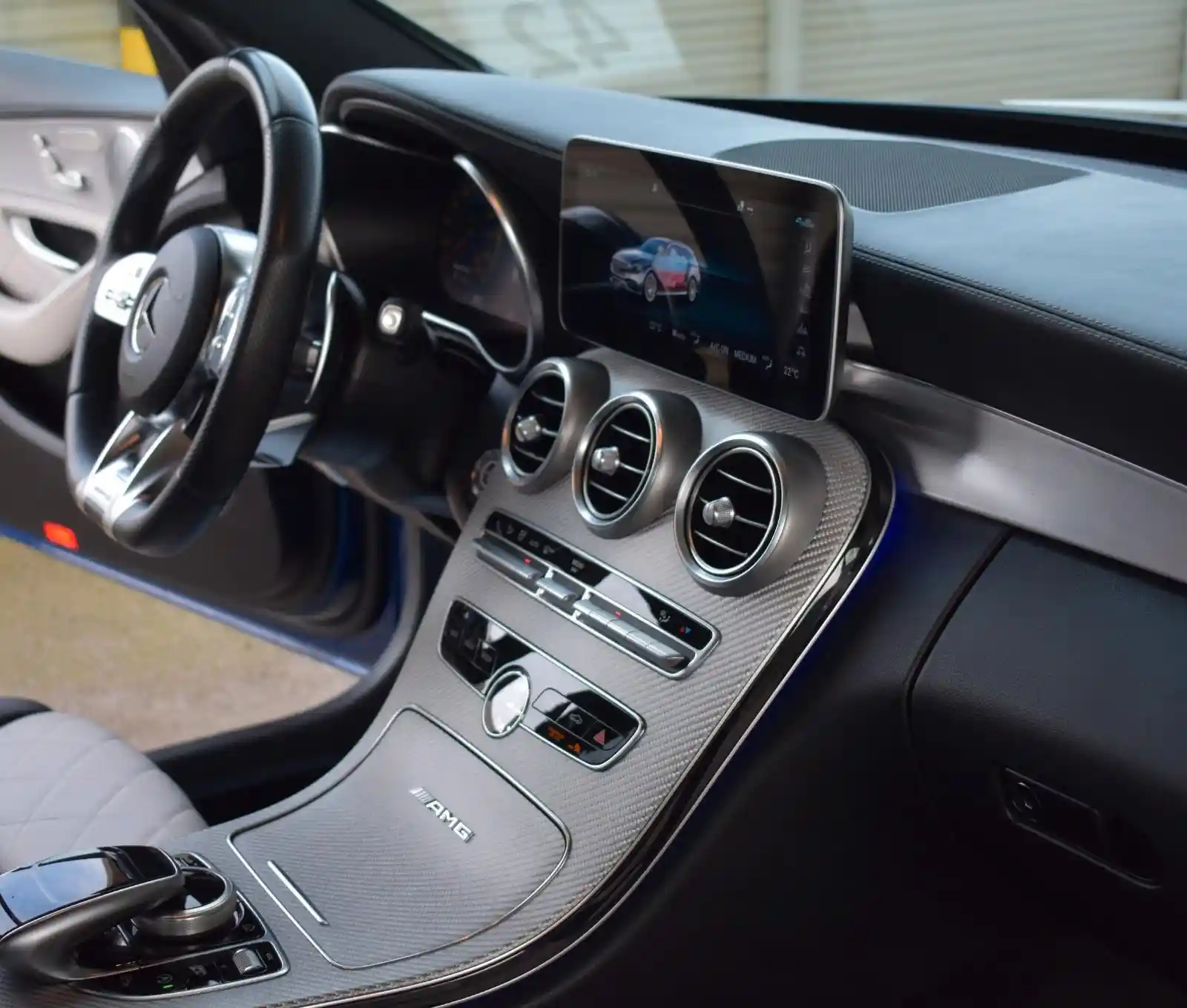 Mercedes-Benz C 63 AMG