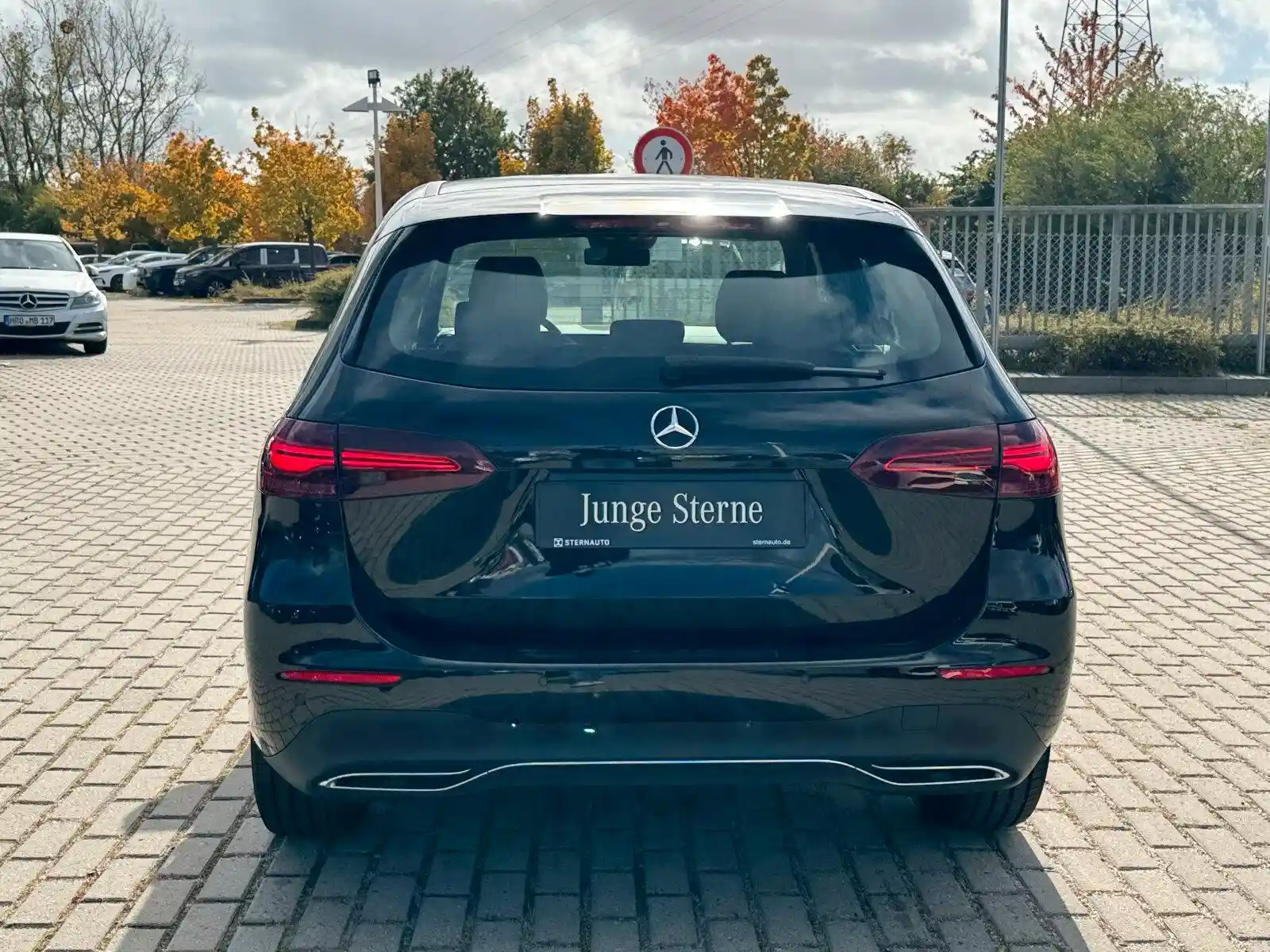 Mercedes-Benz B 200