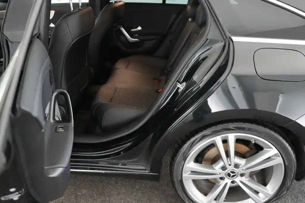 Mercedes-Benz CLA Shooting Brake