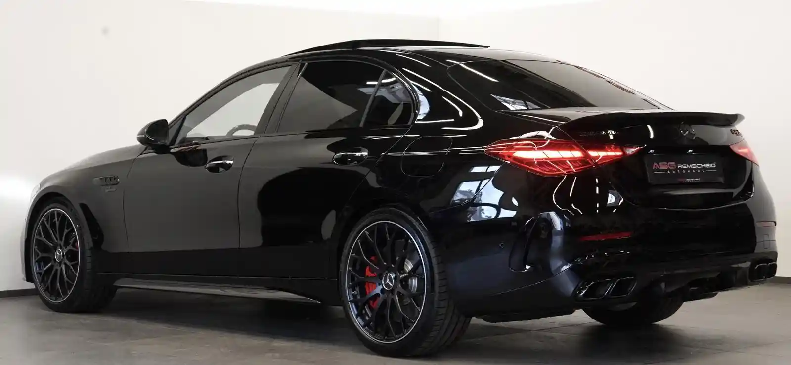 Mercedes-Benz C 63 AMG