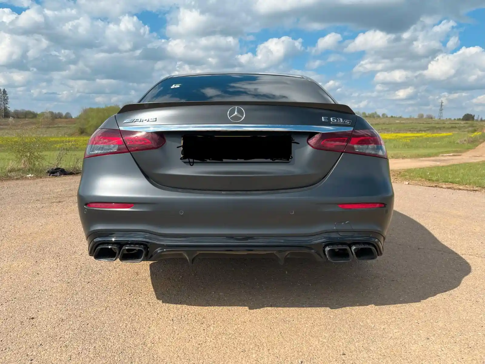 Mercedes-Benz E 63 AMG
