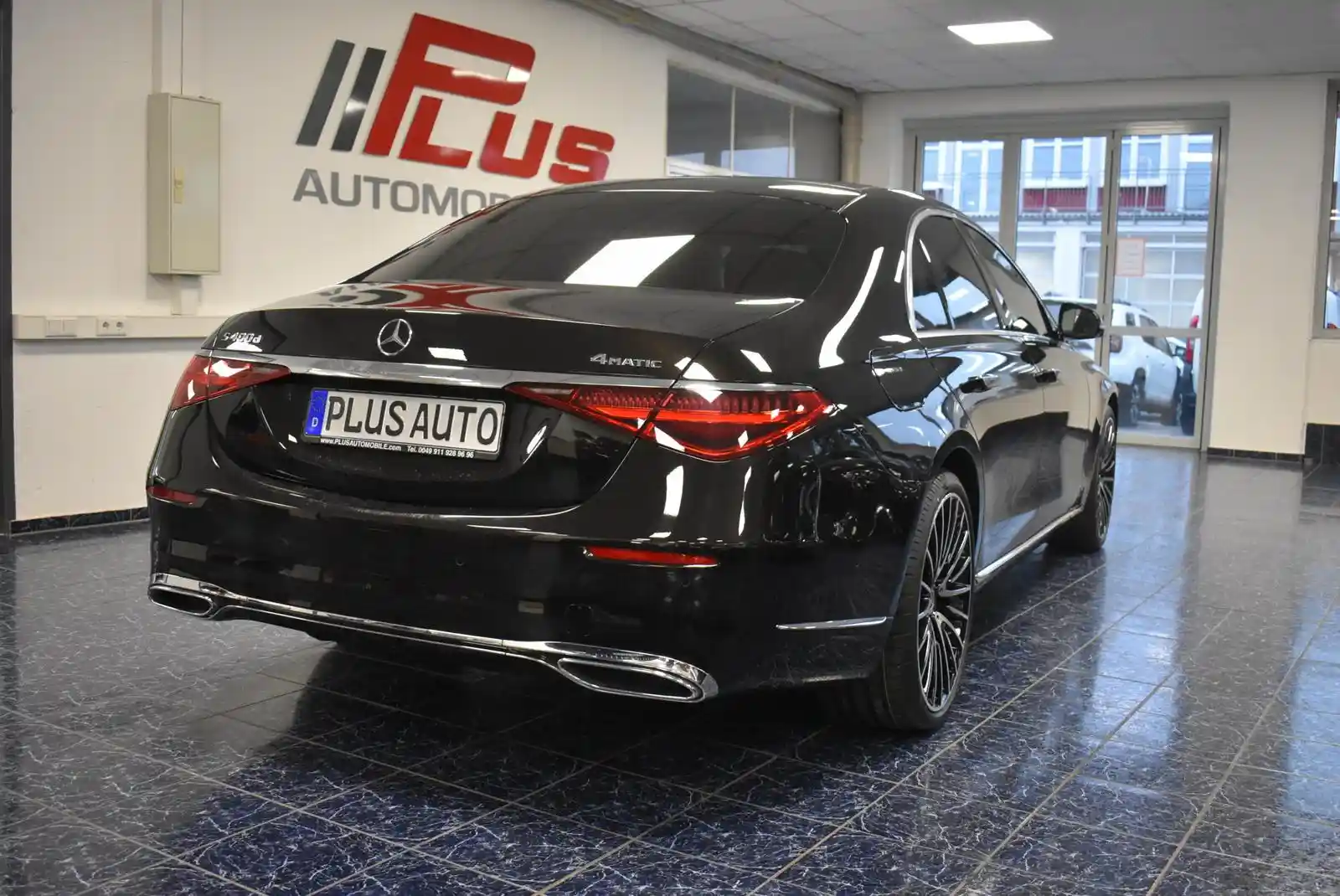 Mercedes-Benz S 400