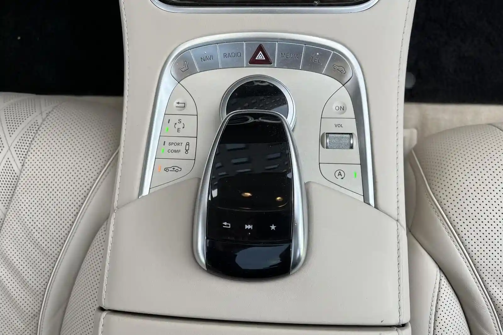 Mercedes-Benz S 500