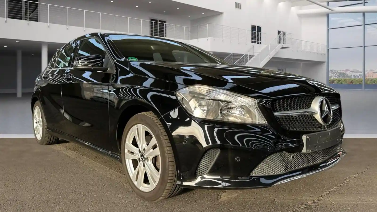 Mercedes-Benz A 180