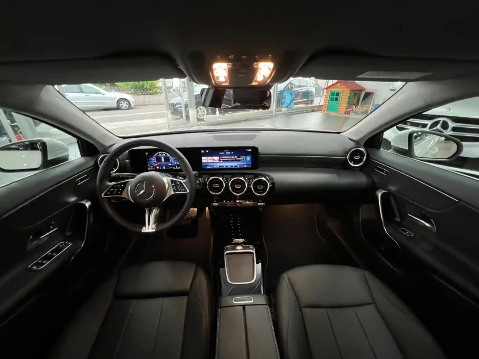 Mercedes-Benz A 180