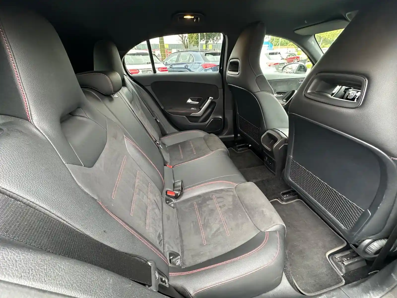 Mercedes-Benz A 250