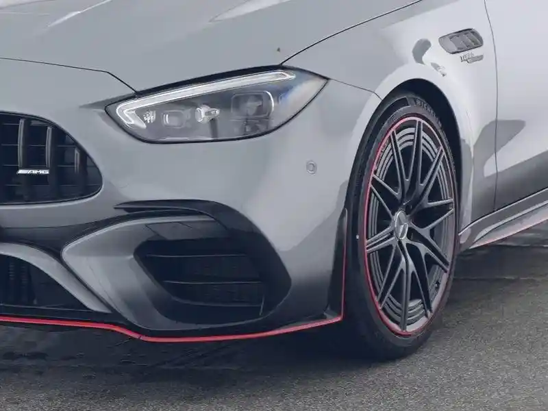 Mercedes-Benz C 63 AMG