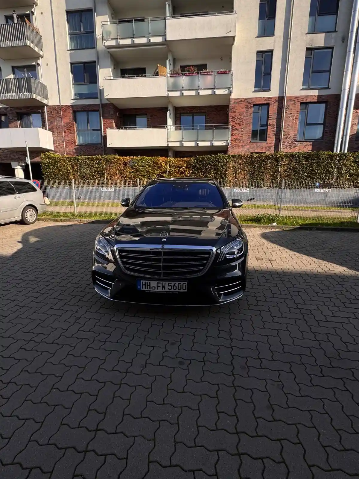 Mercedes-Benz S 560