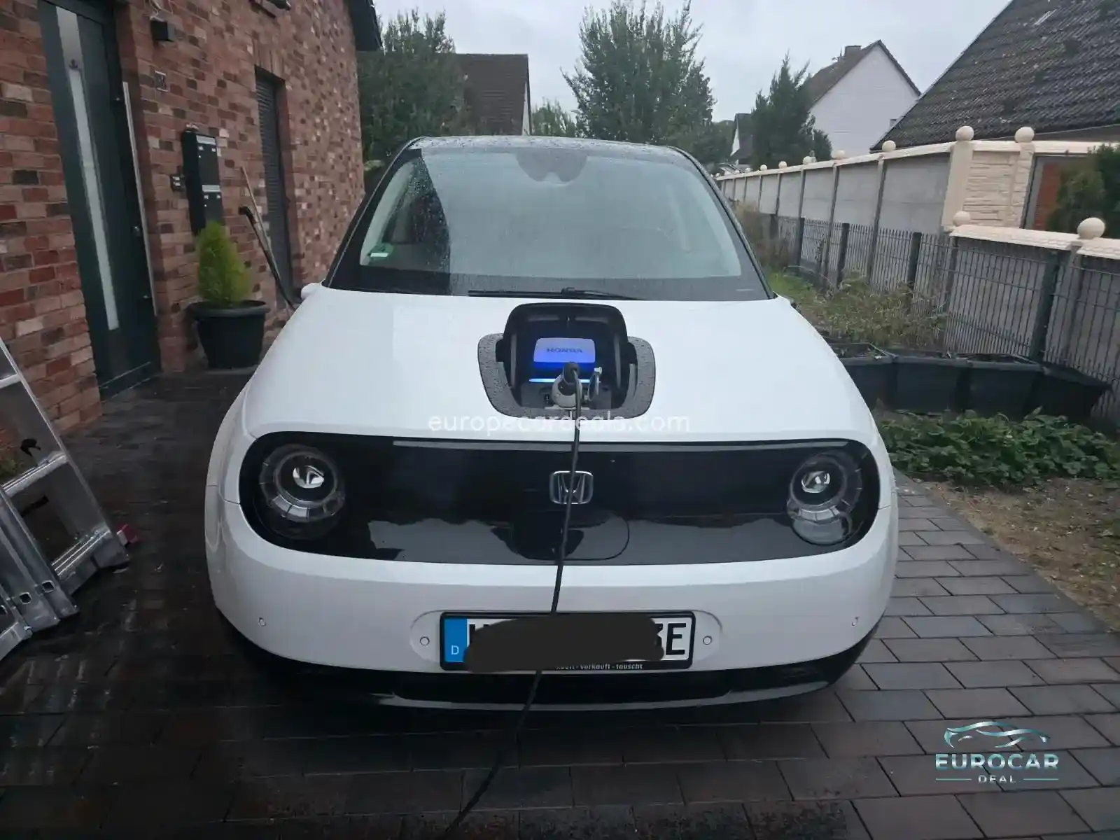 Honda e