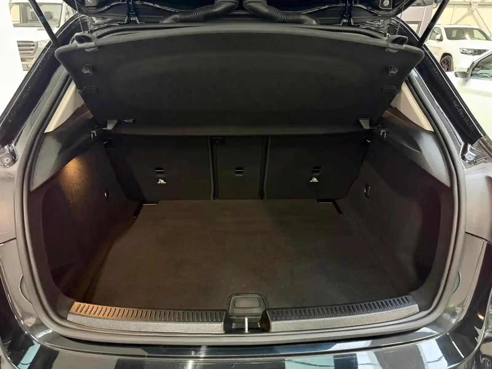 Mercedes-Benz A 220