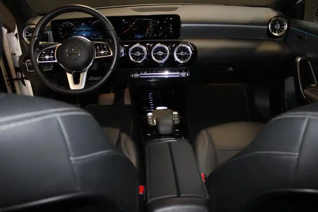 Mercedes-Benz A 250