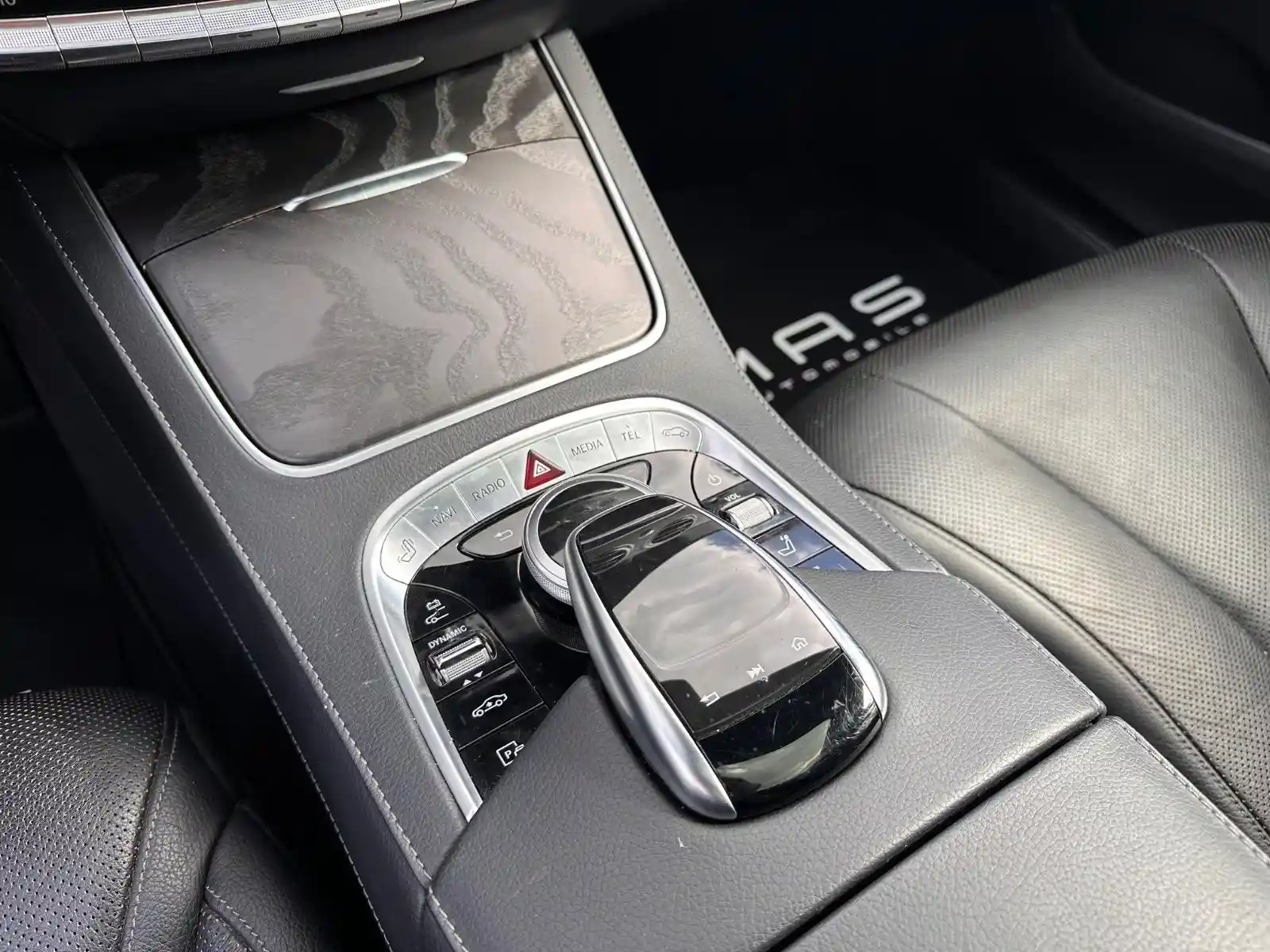 Mercedes-Benz S 560