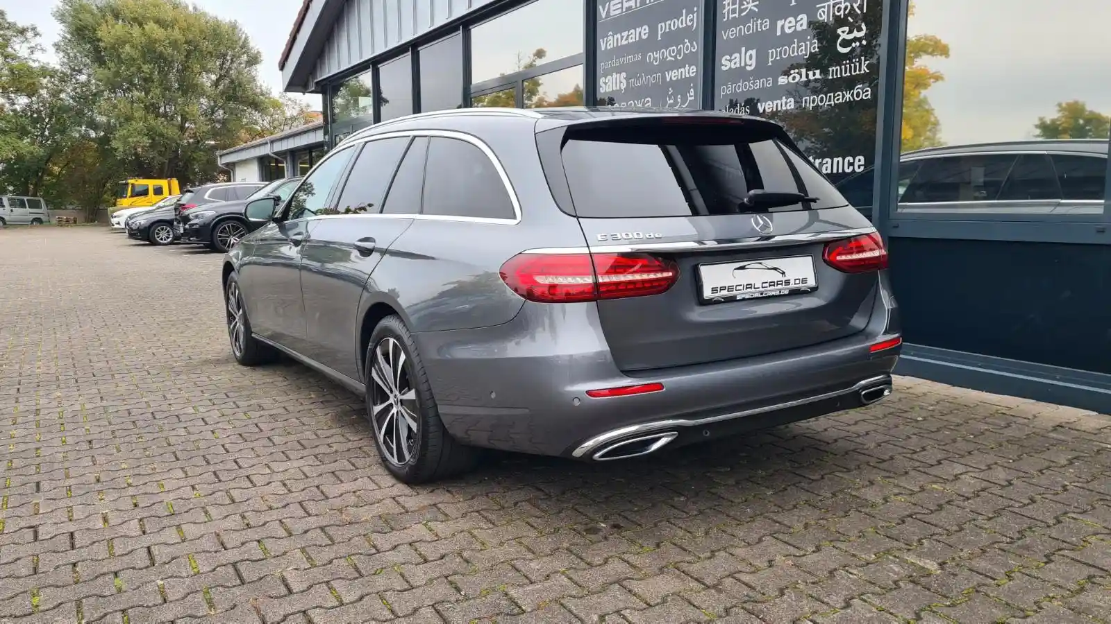Mercedes-Benz E 300