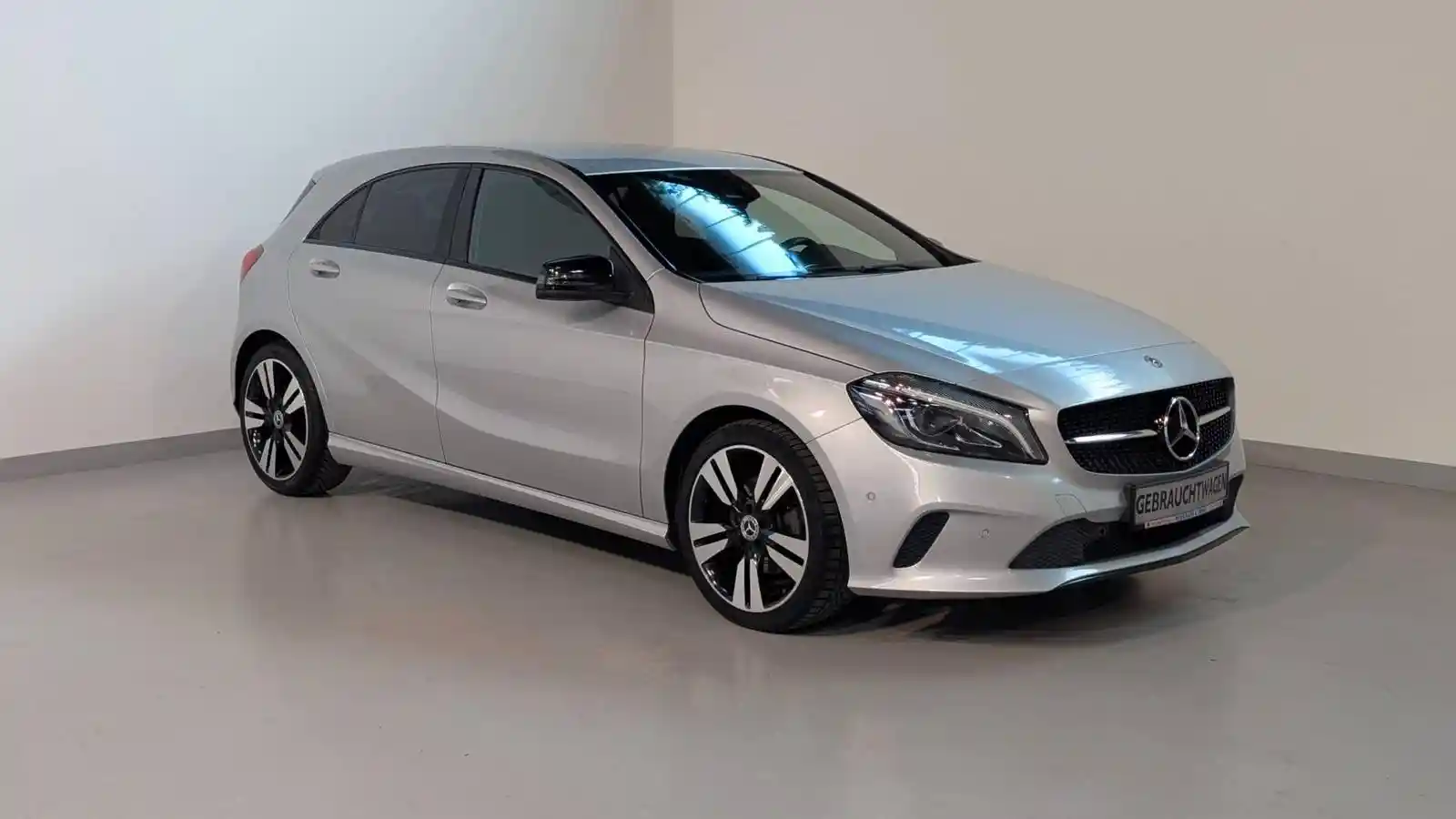 Mercedes-Benz A 220