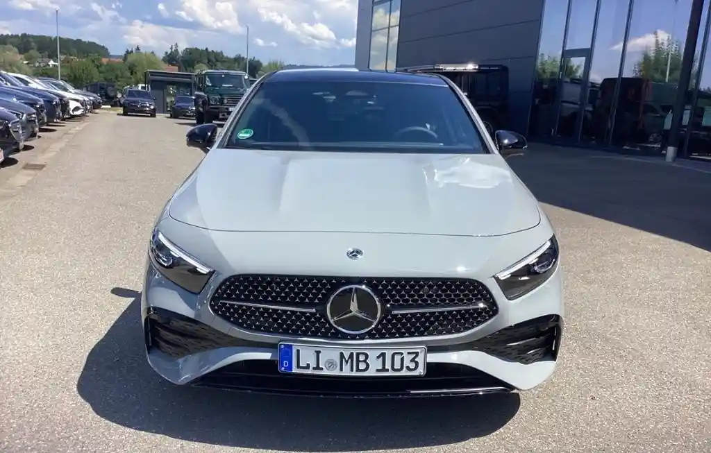 Mercedes-Benz A 250
