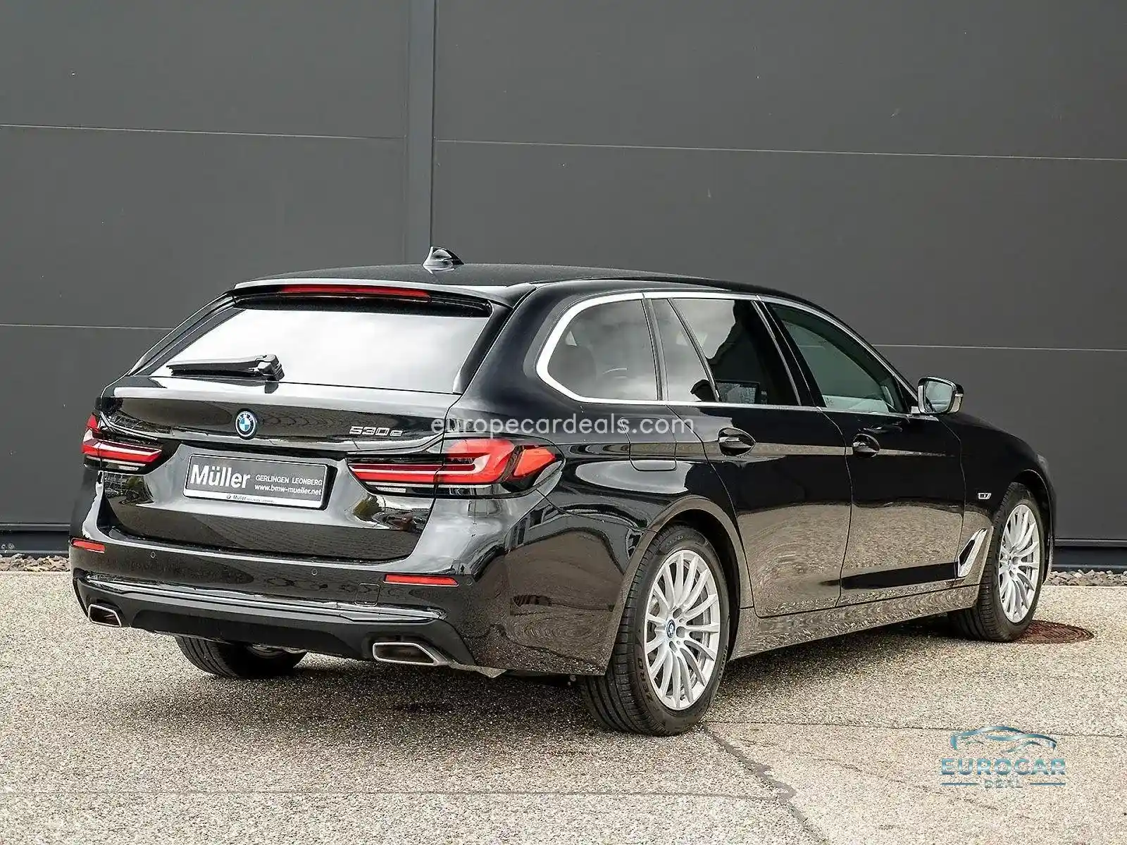 BMW 530