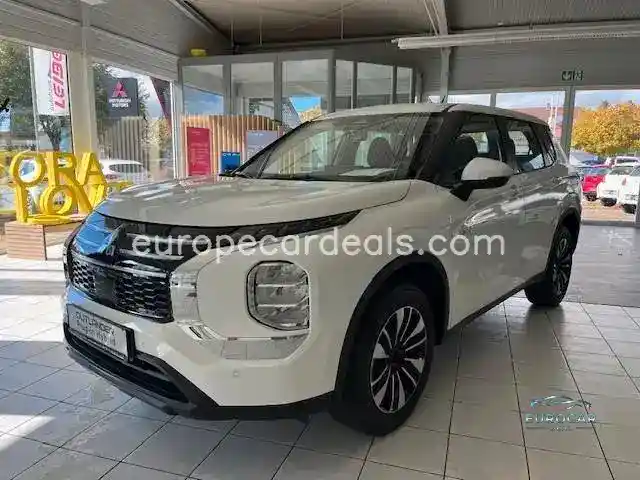 Mitsubishi Plug-in Hybrid Outlander