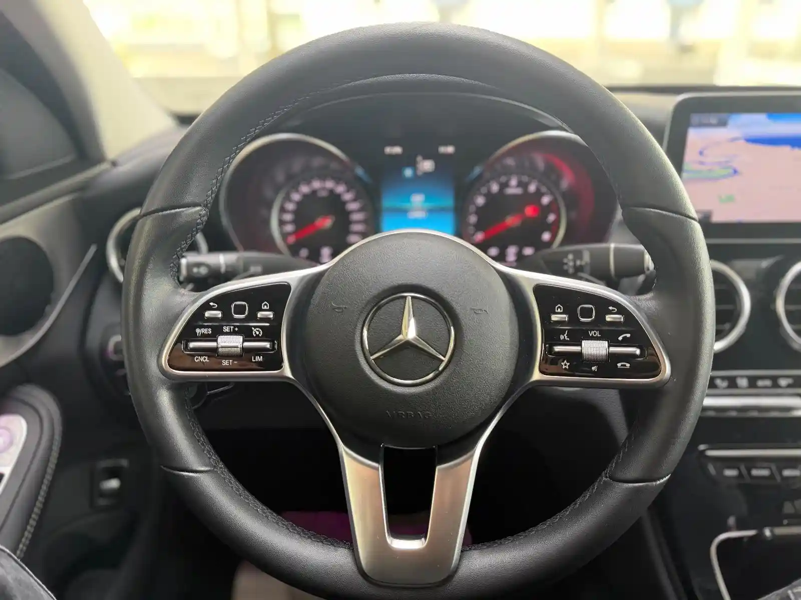 Mercedes-Benz C 180