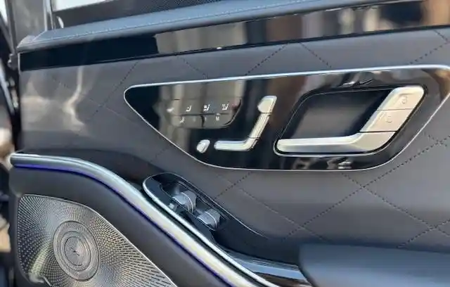 Mercedes-Benz S 500