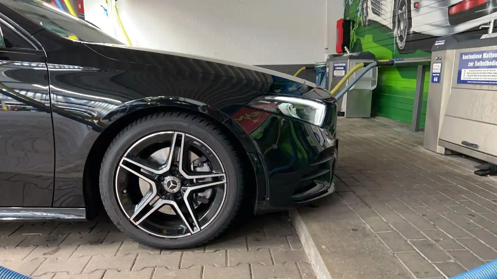 Mercedes-Benz A 250