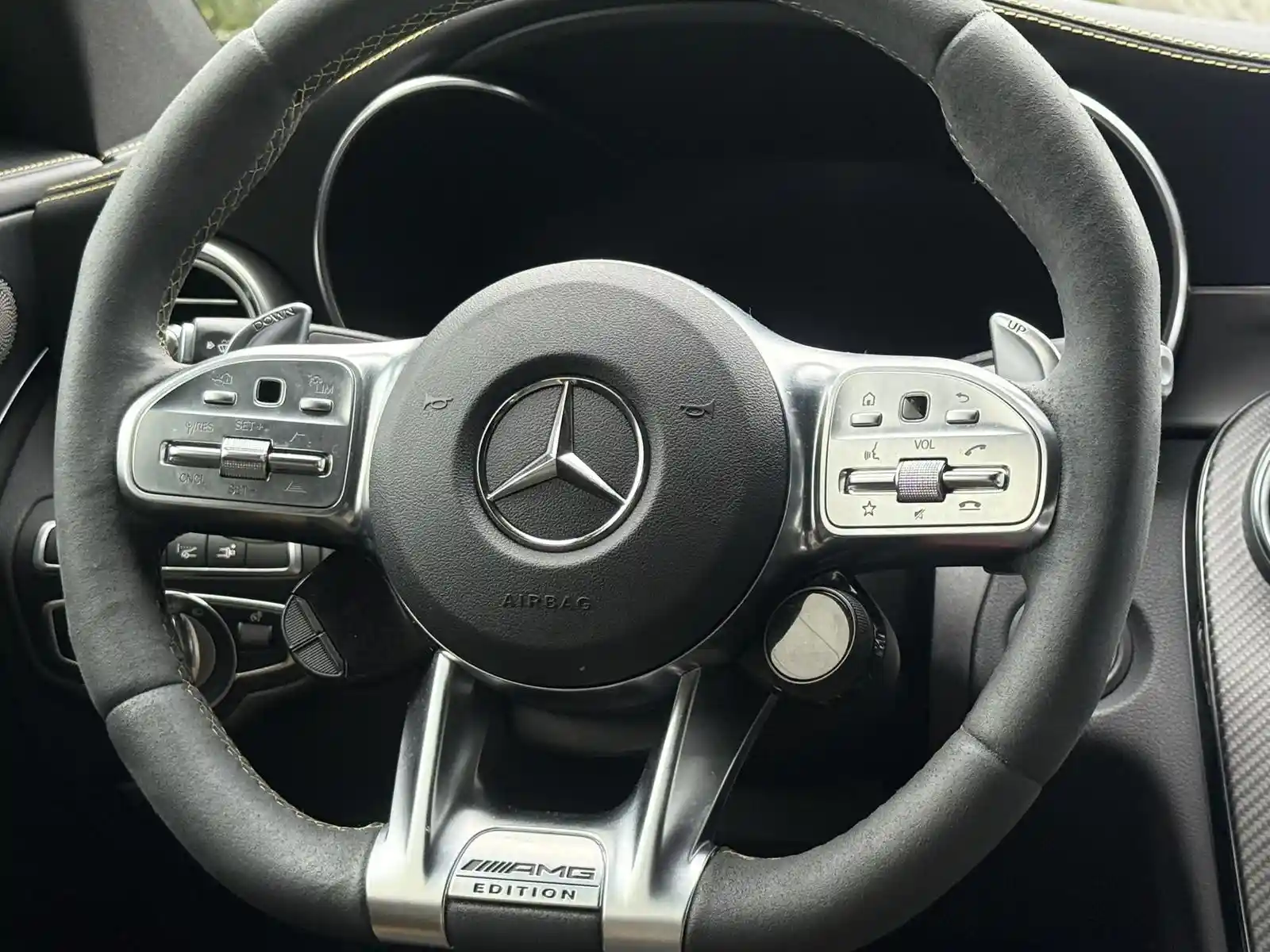Mercedes-Benz C 63 AMG