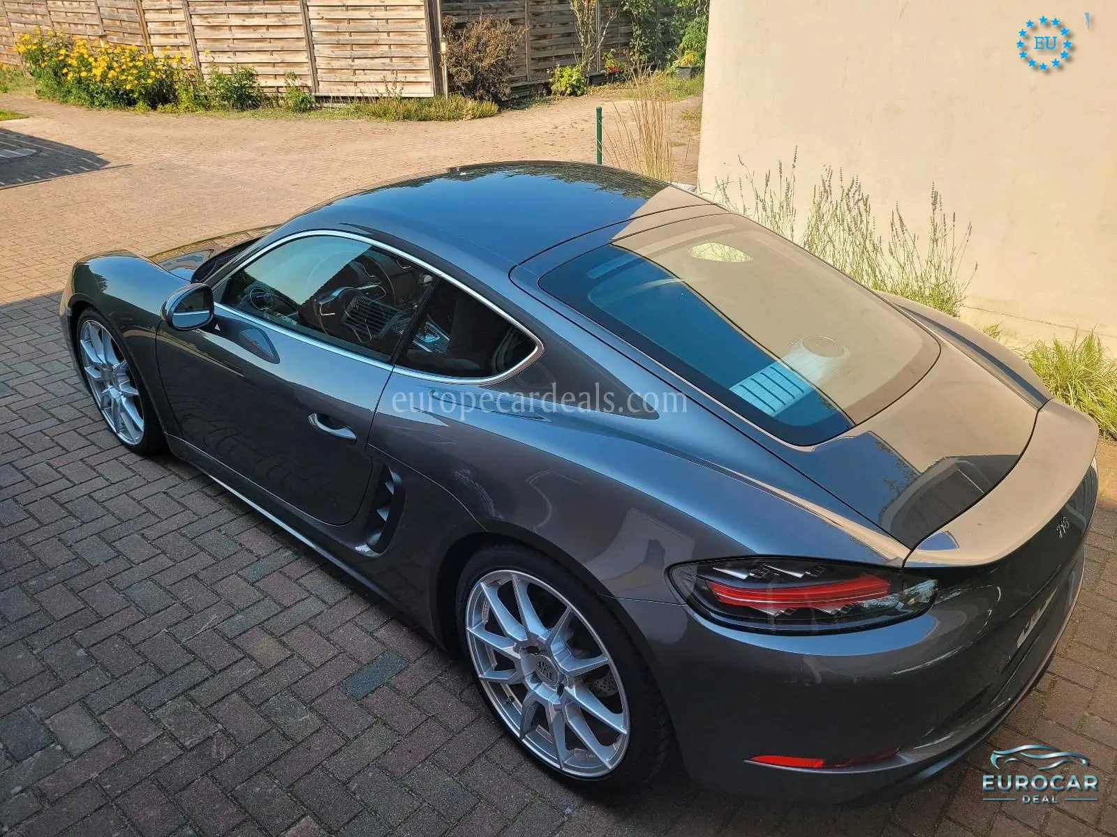 Porsche Cayman