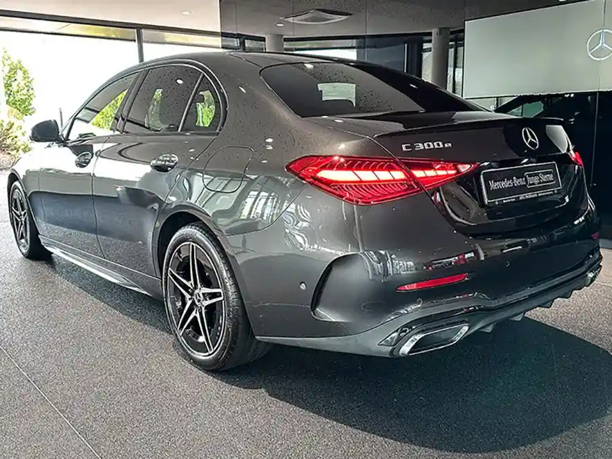 Mercedes-Benz C 300