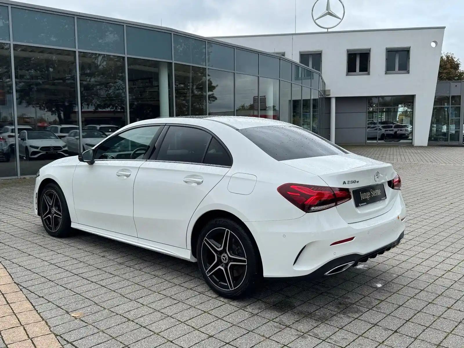 Mercedes-Benz A 250