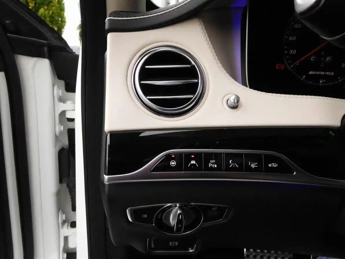 Mercedes-Benz S 63 AMG