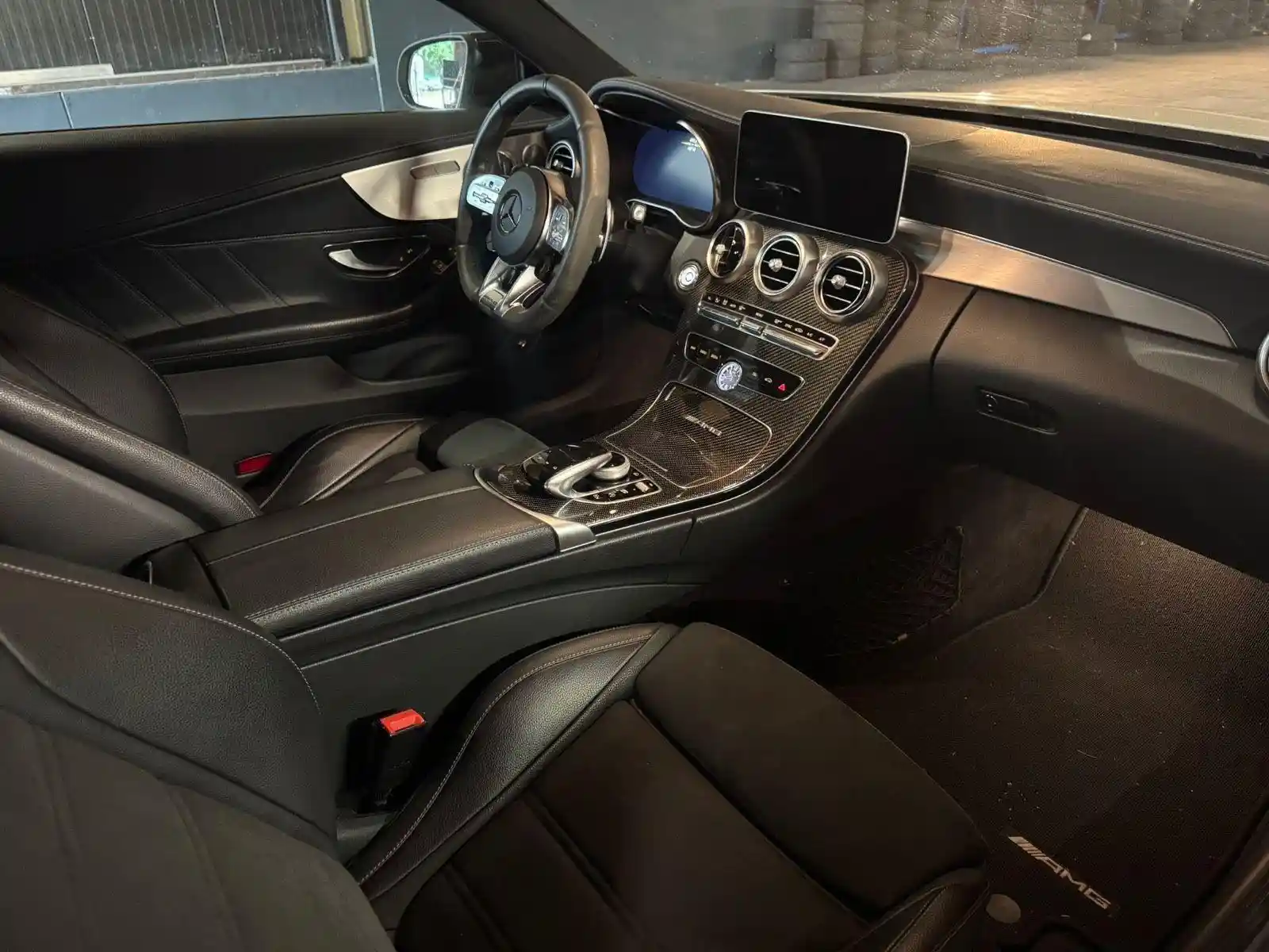 Mercedes-Benz C 63 AMG
