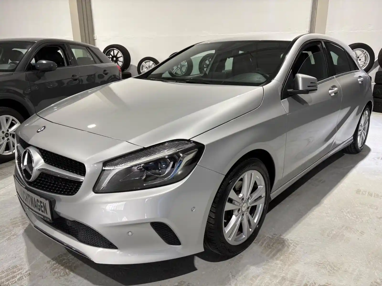 Mercedes-Benz A 180