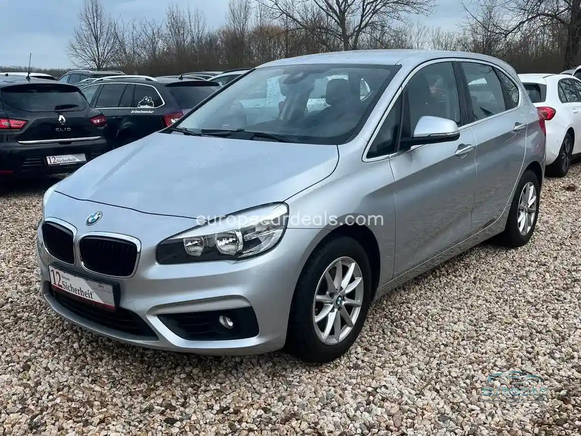 BMW 218