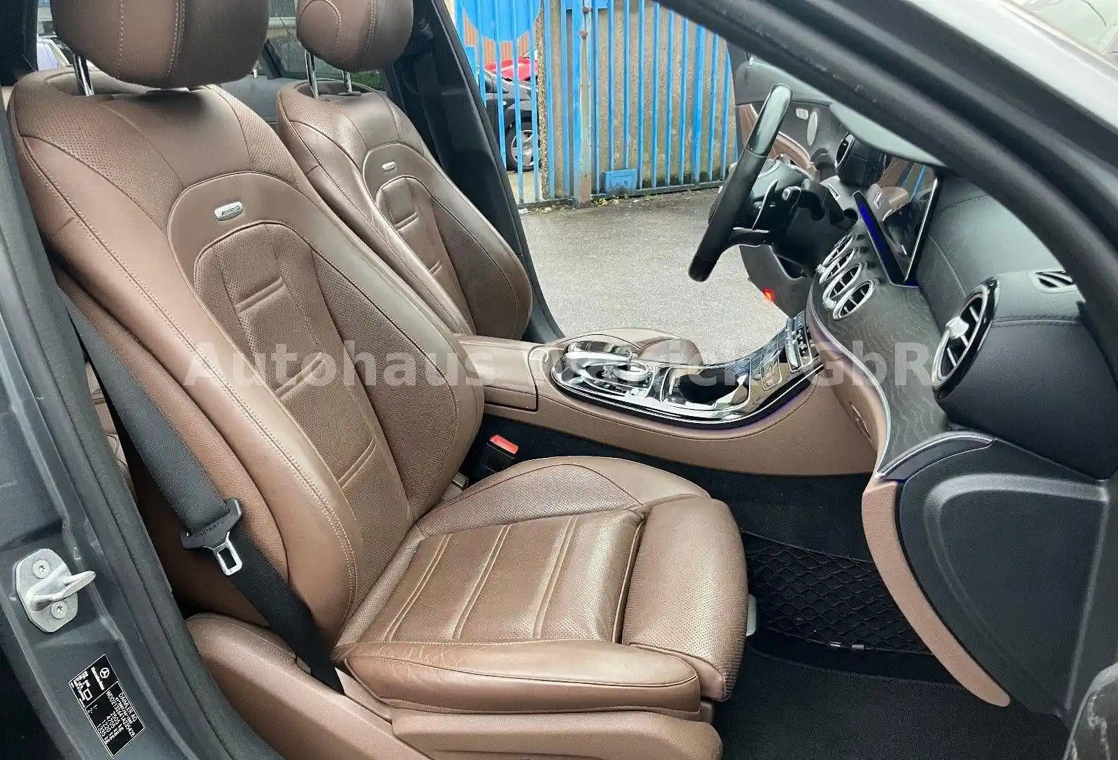 Mercedes-Benz E 43 AMG