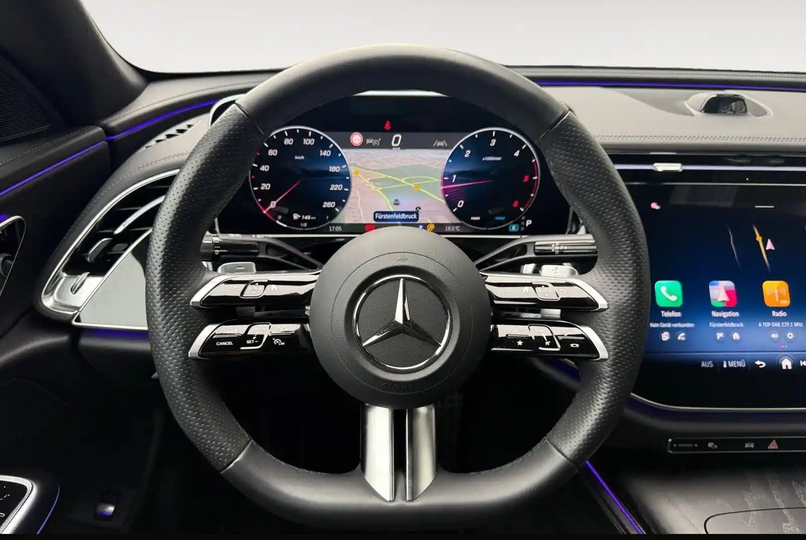 Mercedes-Benz E 220